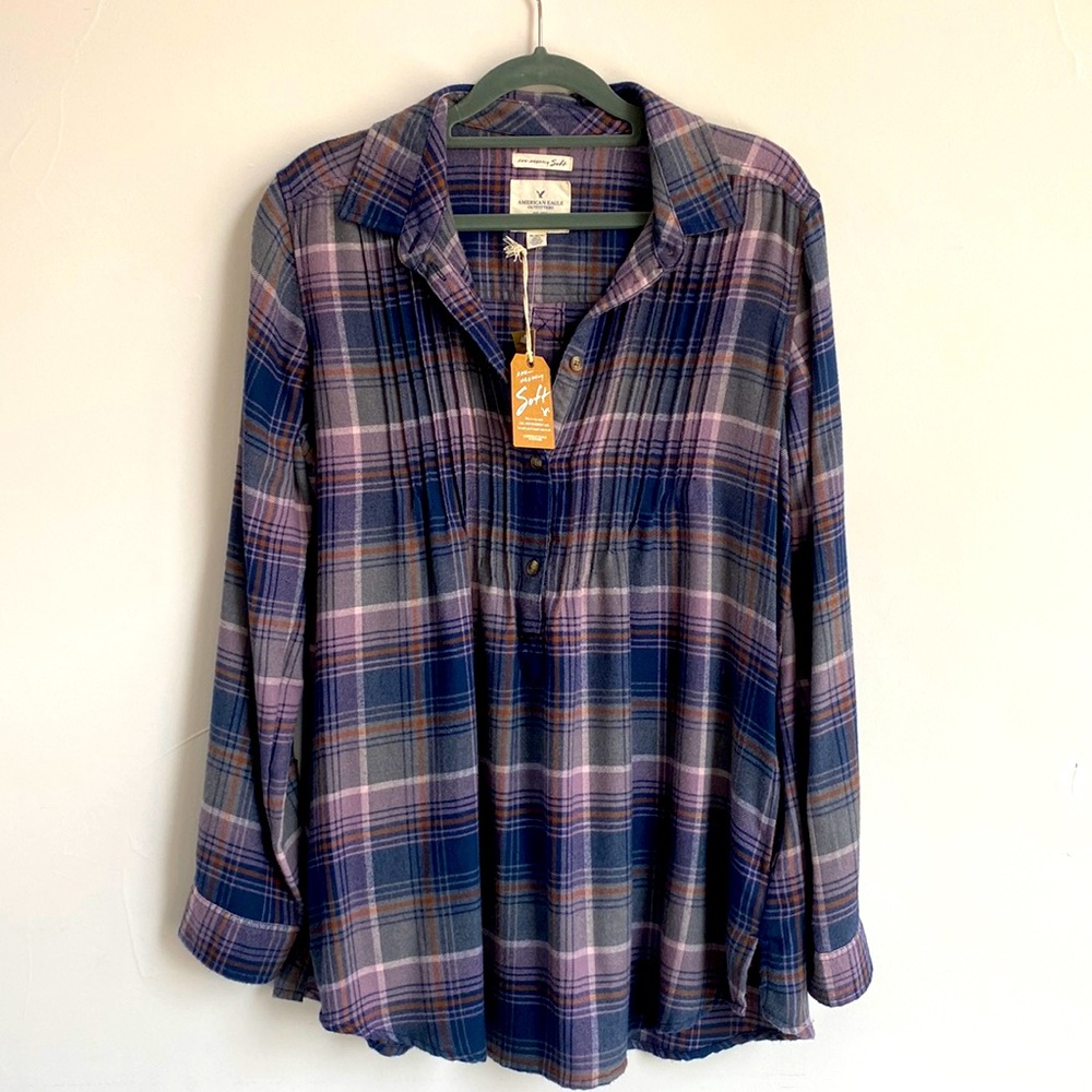 American Eagle Stripped shirt with Pockets